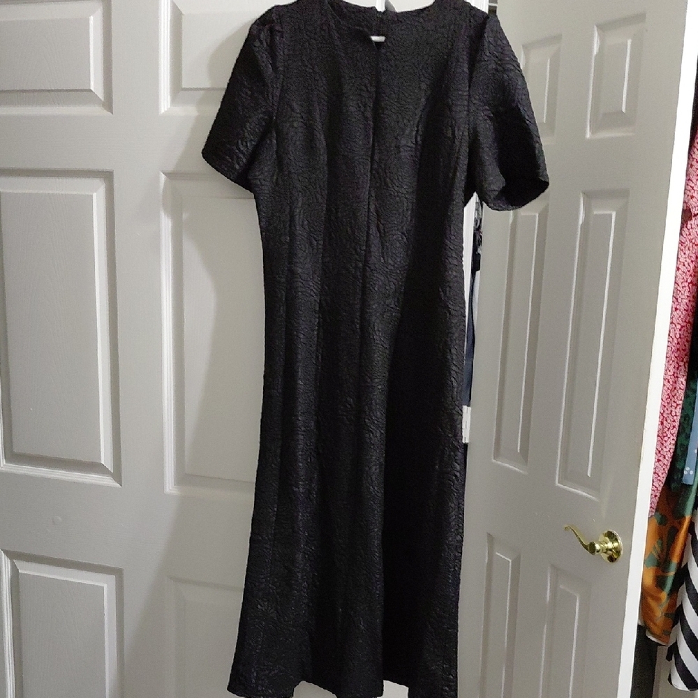 SHEIN Textured Black Midi Dress